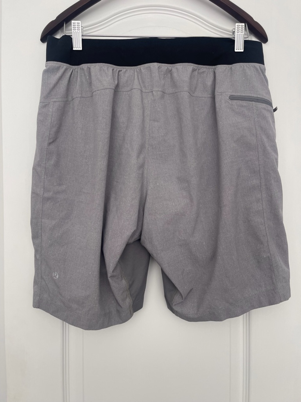 Lululemon Men’s T.H.E. Short 9” Lined Gray Size L Athletic Gym Training Shorts - Picture 3 of 9
